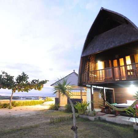 Suka Beach Bungalow Lembongan Zewnętrze zdjęcie